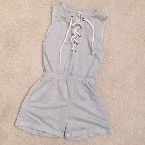Adorable grey romper (size small)